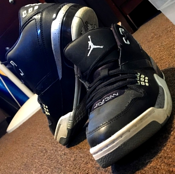 Jordan shoes - Picture 2 of 2